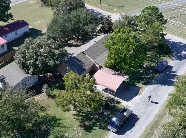 300 Forest Lane, Gordonville, TX 76245