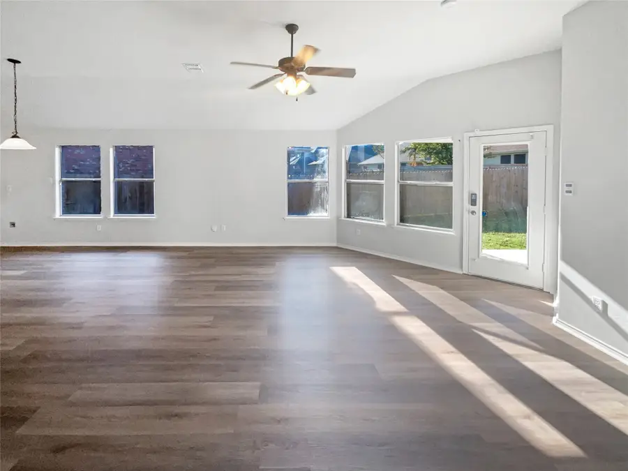 720 Lake Grove Drive, Little Elm, TX 75068 - Image #3