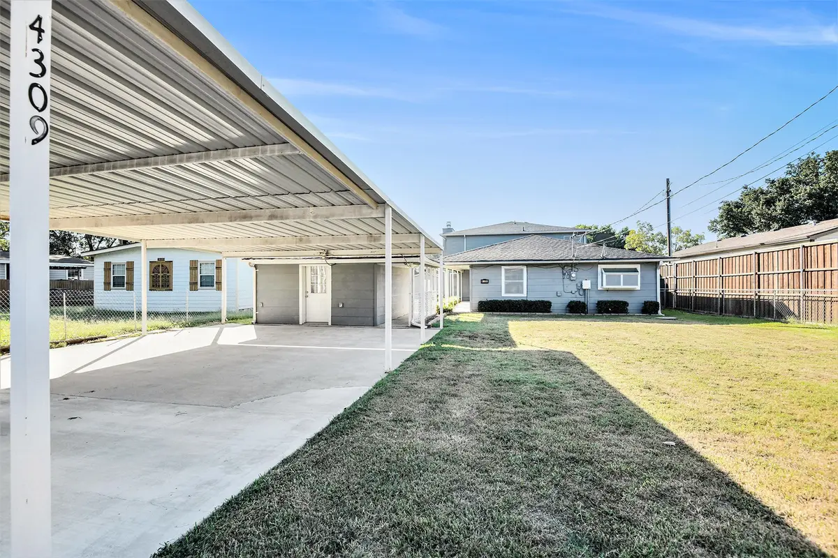 4309 Elmwood Court, Granbury, TX 76049 - Image #1