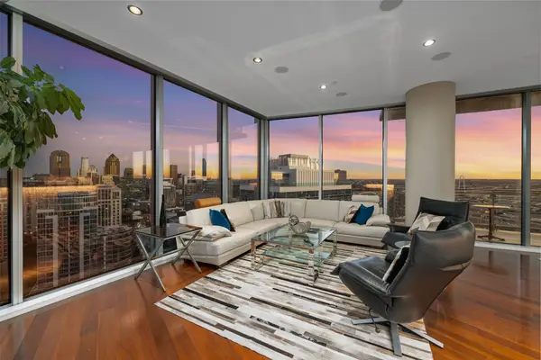 2900 Mckinnon Street #2601, Dallas, TX 75201