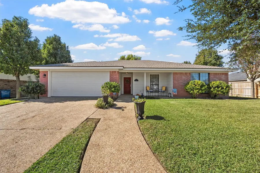 923 Vail Highlands, Hewitt, TX 76643 - Image #3