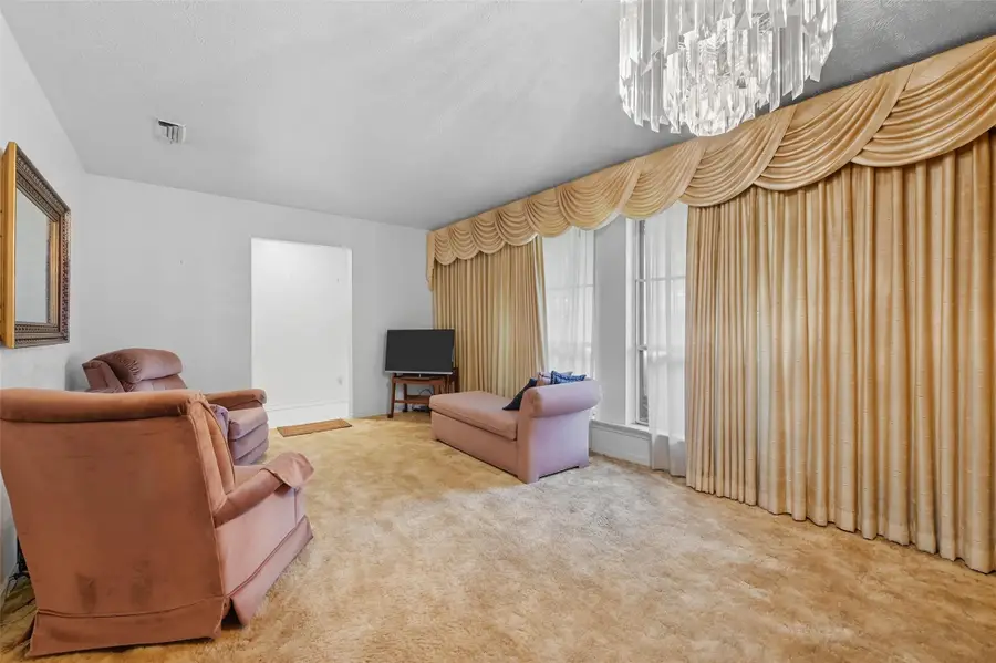 1715 Shady Glen Lane, Dallas, TX 75232 - Image #2