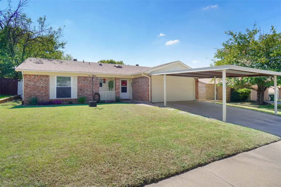 6608 Murel Drive, Watauga, TX 76148 - Image #2