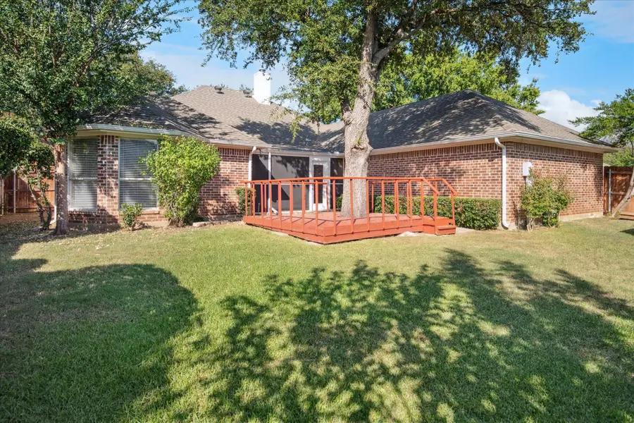 6112 Club House Drive, North Richland Hills, TX 76148 - Image #3