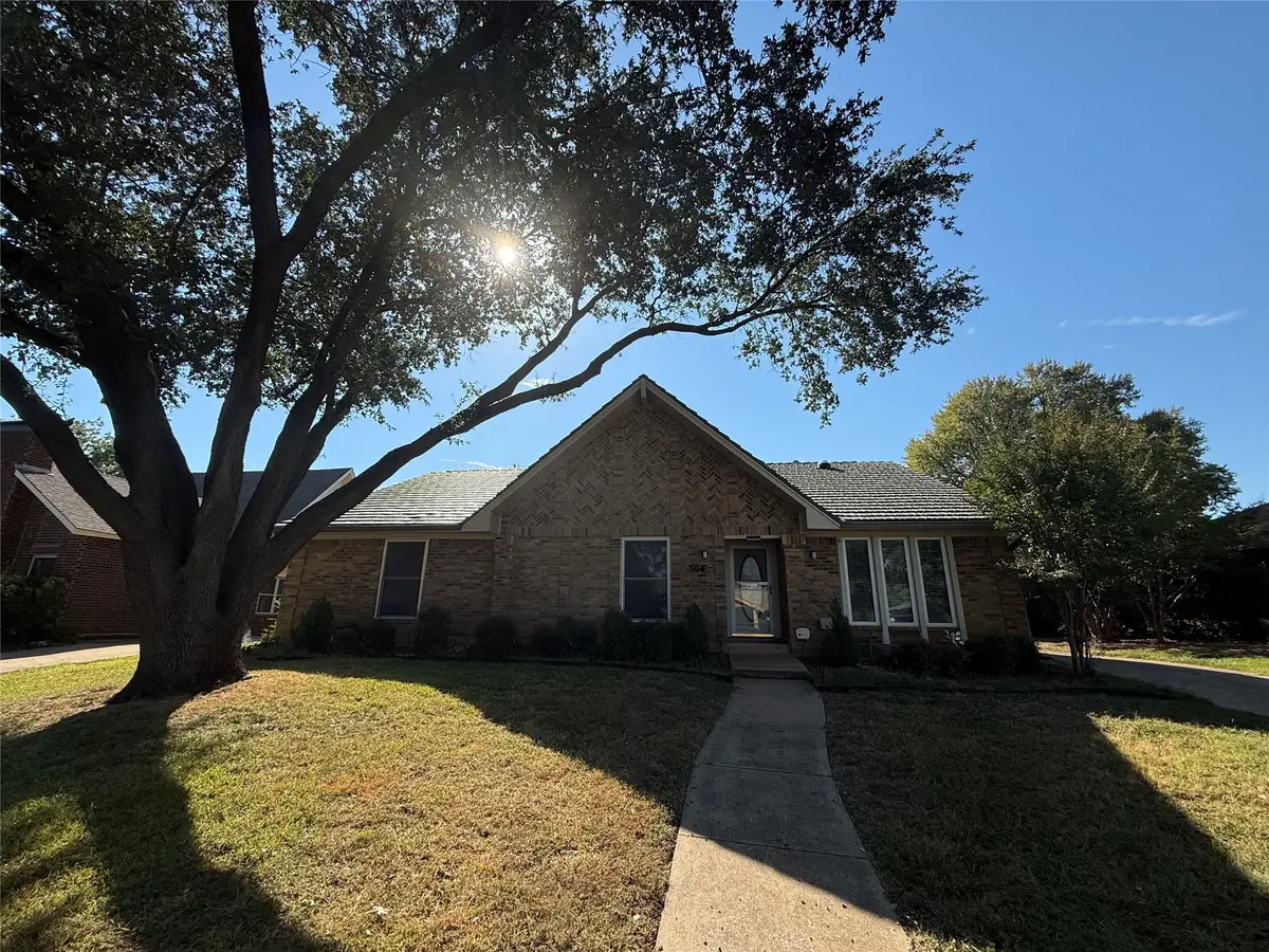 504 Chaffee Drive, Arlington, TX 76006 - Image #1