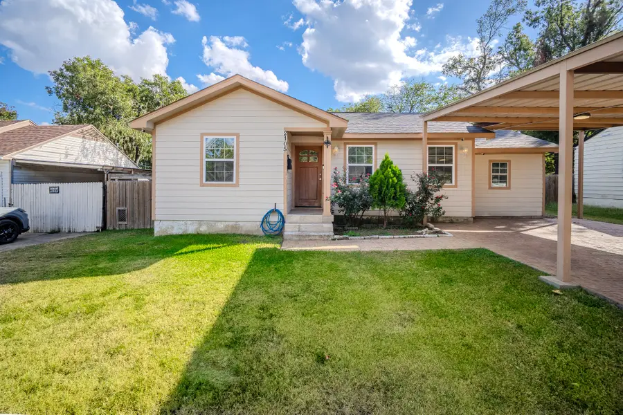 2105 Rosewood Street, Grand Prairie, TX 75050 - Image #2