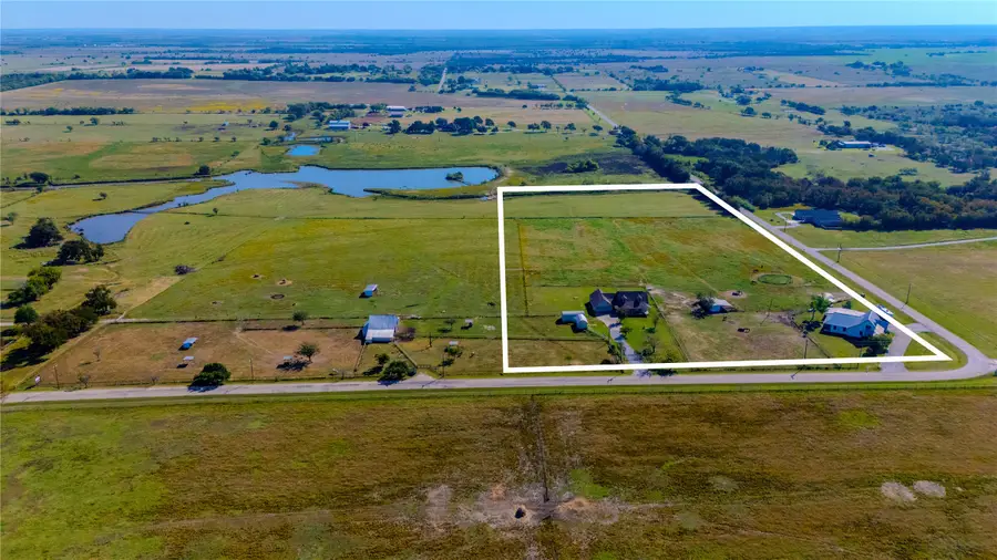 12509 Strittmatter Rd, Pilot Point, TX 76258 - Image #2