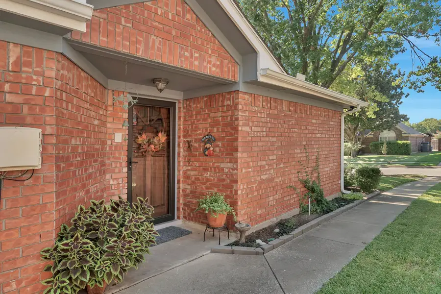 1708 Quail Run Drive, Garland, TX 75040 - Image #3