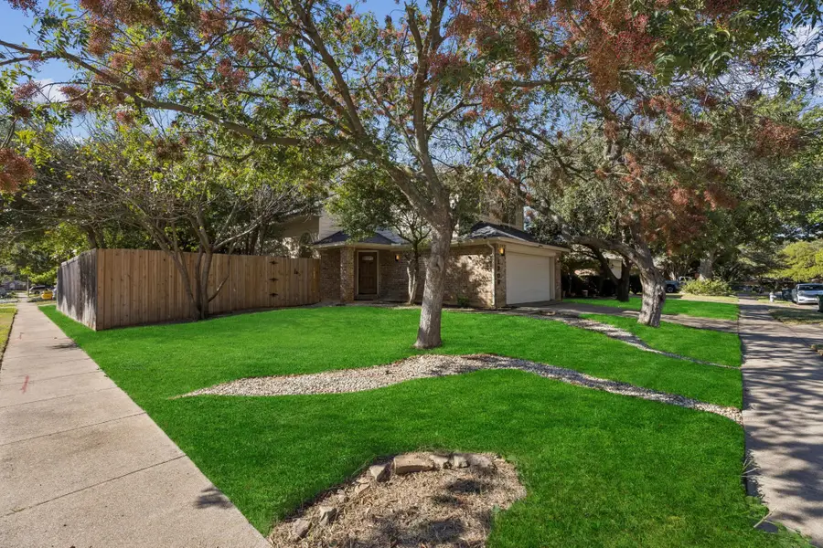 1308 Boardwalk Street, Arlington, TX 76011 - Image #2