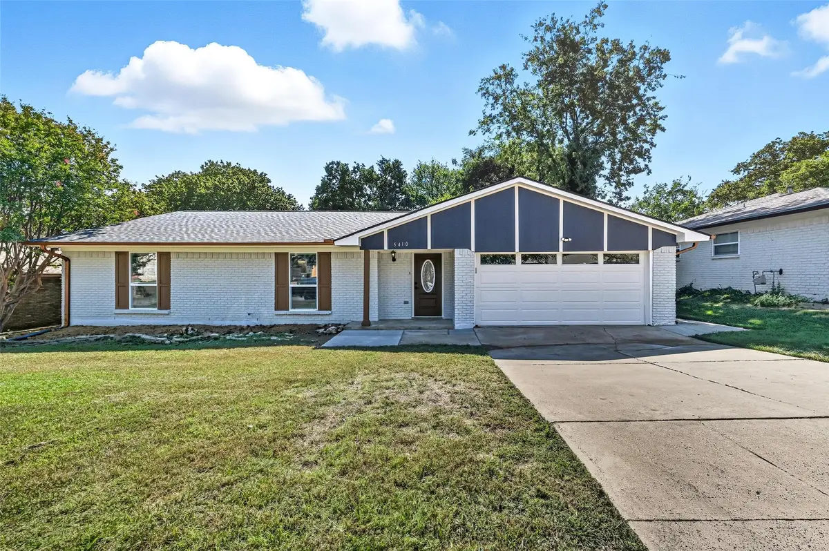 5410 Marshfield Court, Arlington, TX 76016 - Image #1