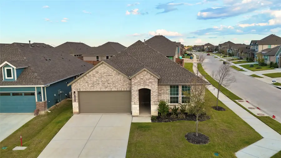 10625 Zircon Lane, Fort Worth, TX 76036 - Image #2