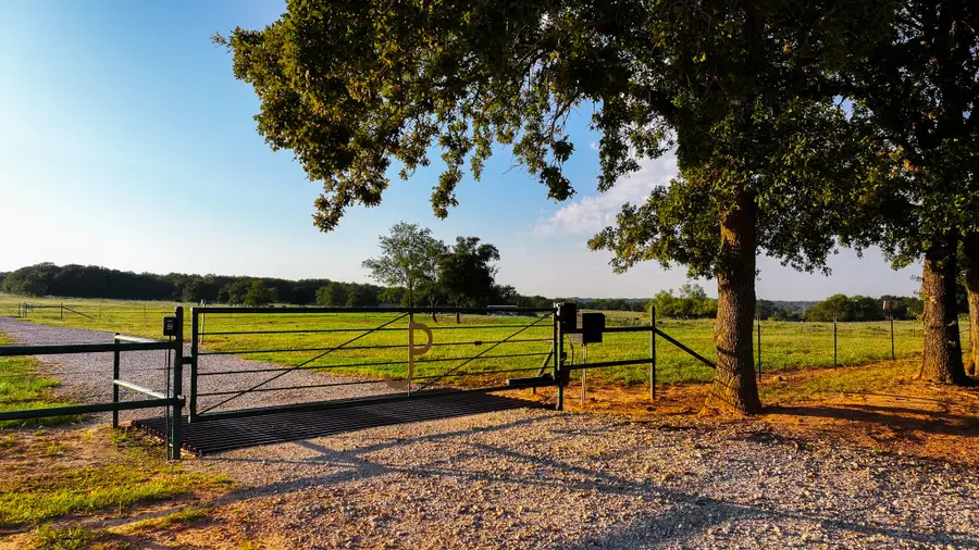 675 A Hundley Road, Montague, TX 76251 - Image #2