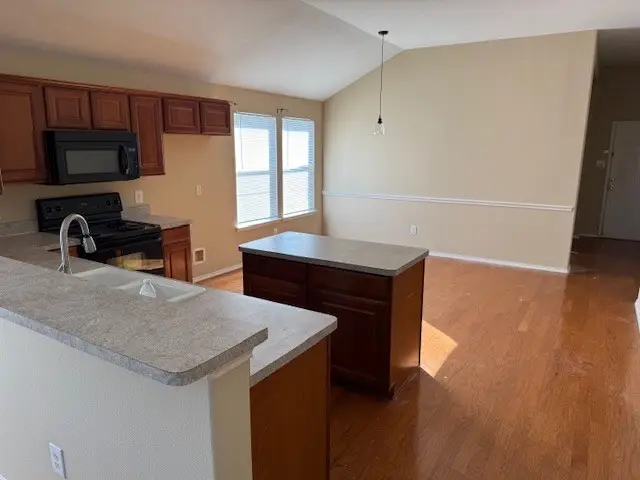 6717 Dream Dust Drive, North Richland Hills, TX 76180 - Image #3