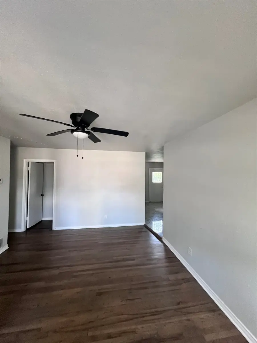 665 Cedarcliff Drive, Dallas, TX 75217 - Image #2