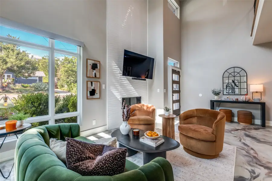 8618 San Leandro Drive, Dallas, TX 75218 - Image #2