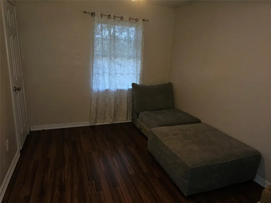 3859 Basswood Drive, Dallas, TX 75241 - Image #2