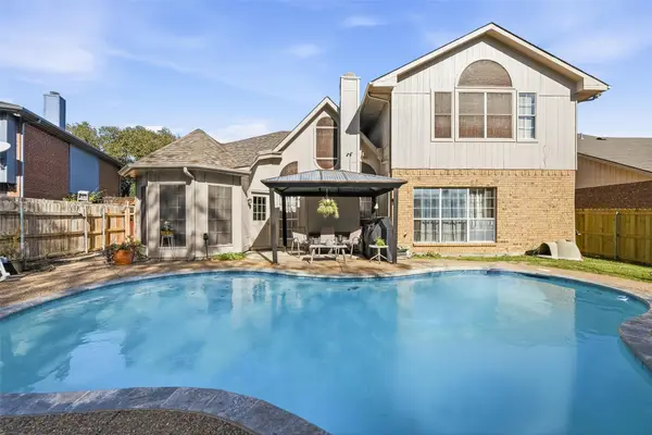 1164 Breezewood Drive, Lewisville, TX 75077