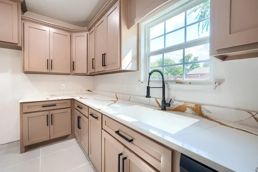 3322 Collins Boulevard, Garland, TX 75044 - Image #3