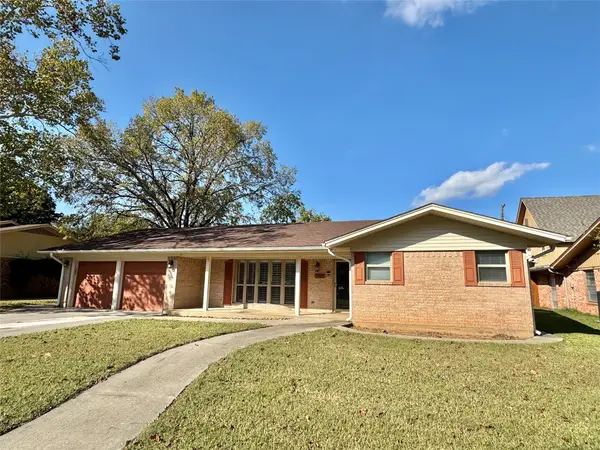 1905 Bridle Lane, Gainesville, TX 76240