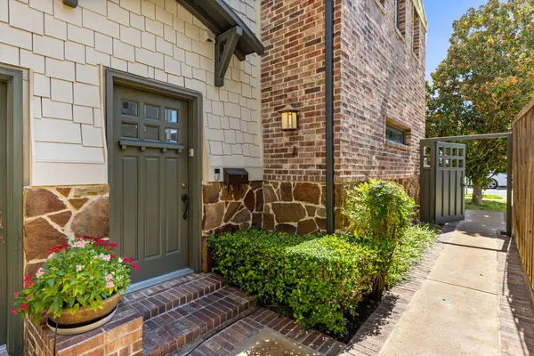 3420 Milton Avenue #A, University Park, TX 75205