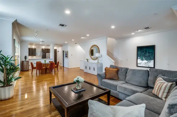 4223 Buena Vista Street #1, Dallas, TX 75205