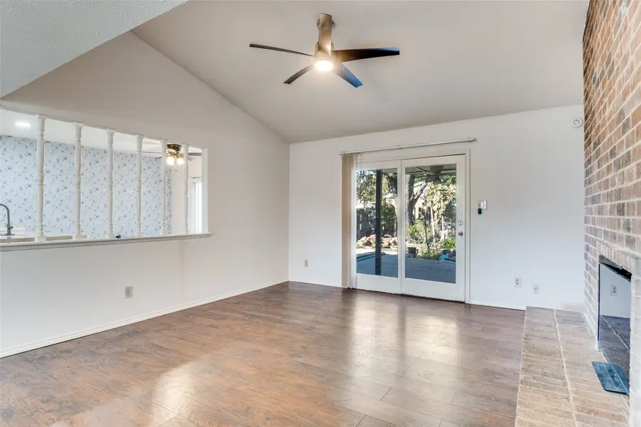 1109 Lesa Lane, Garland, TX 75042 - Image #3