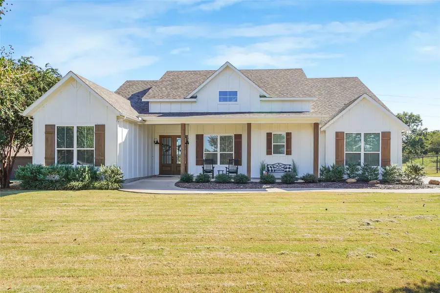 108 Southwood Drive, Burleson, TX 76028 - Image #3