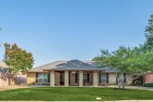2719 N Surrey Drive, Carrollton, TX 75006 - Image #1