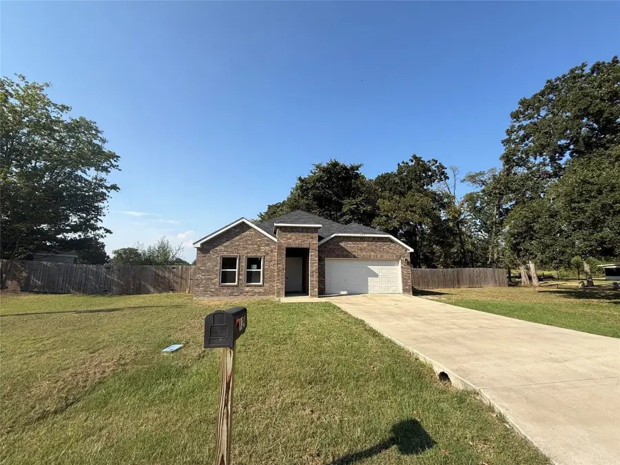 129 Towering Oaks, Tool, TX 75143 - Image #2