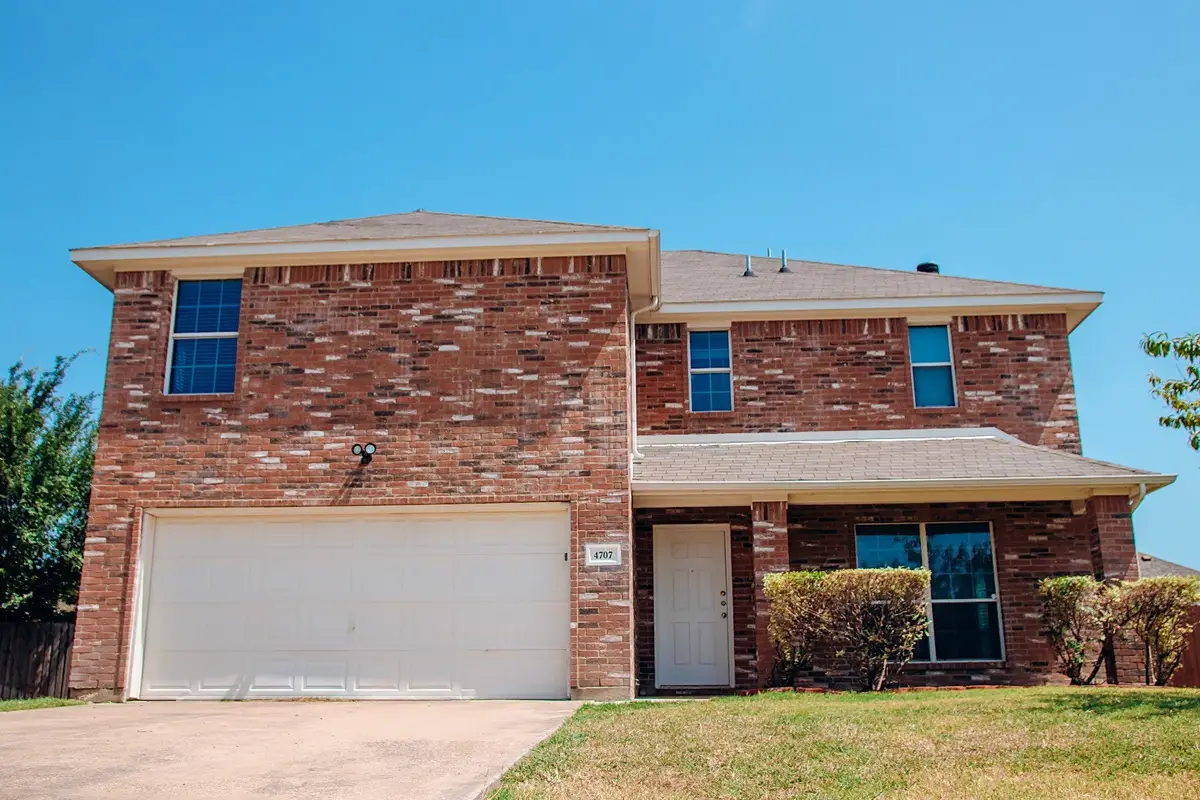 4707 Valleyview Drive, Mansfield, TX 76063 - Image #1