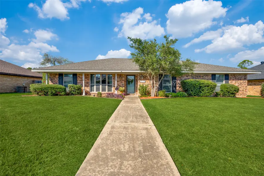 1519 Glenhill Lane, Lewisville, TX 75077 - Image #2
