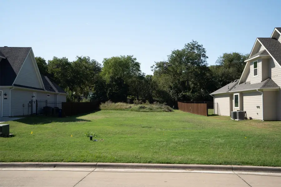 208 Village Way, Argyle, TX 76226 - Image #3