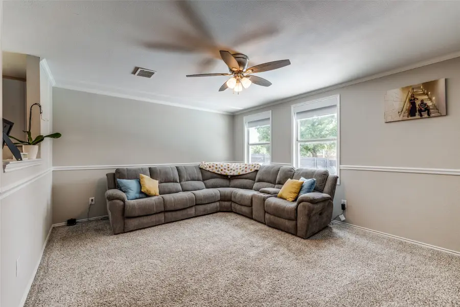 8426 Jacaranda Way, Arlington, TX 76002 - Image #3