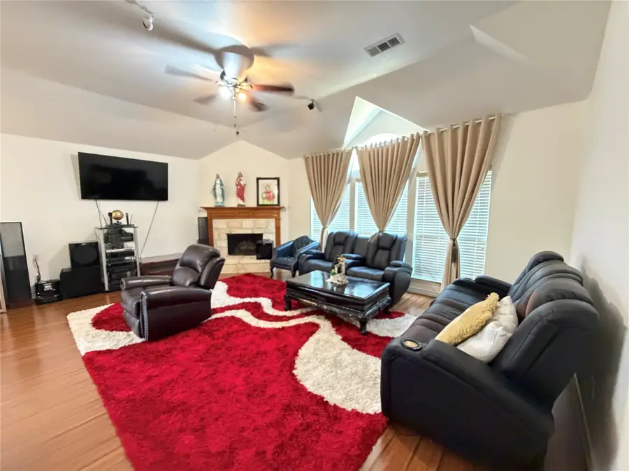 3004 Saint Bartholomew Drive, Mansfield, TX 76063 - Image #3