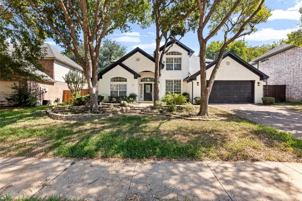 4220 Crescent Drive, Flower Mound, TX 75028
