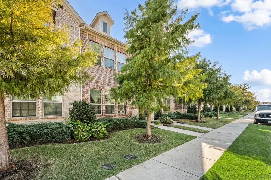 1560 Windermere Way, Farmers Branch, TX 75234 - Image #2