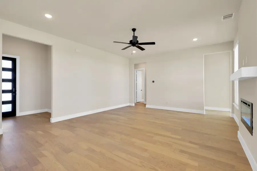 1651 Blackfoot Parkway, Waxahachie, TX 75165 - Image #3