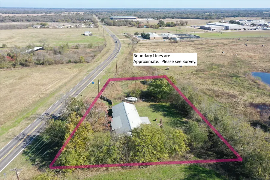 812 N Tyus Street, Groesbeck, TX 76642 - Image #2