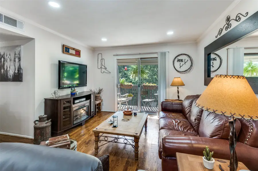 4851 Cedar Springs Road #383, Dallas, TX 75219 - Image #2