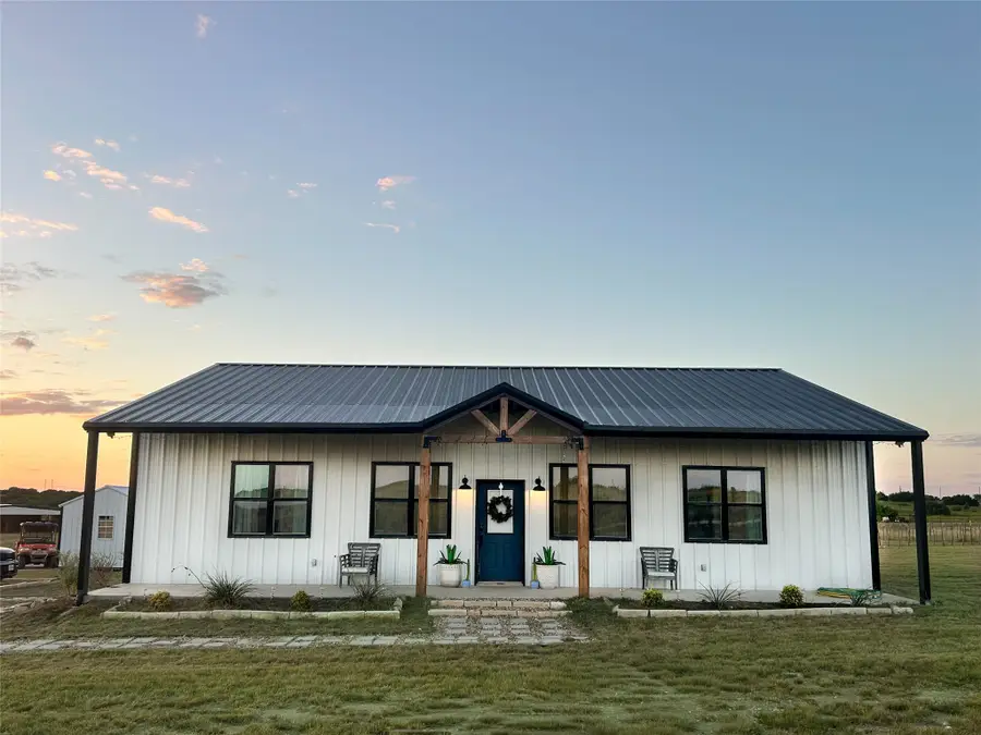 925 Clear Spring Road, Stephenville, TX 76401 - Image #2