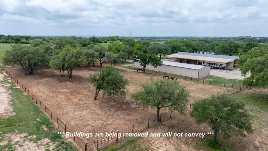 805 Purselley Pass, Weatherford, TX 76087 - Image #3