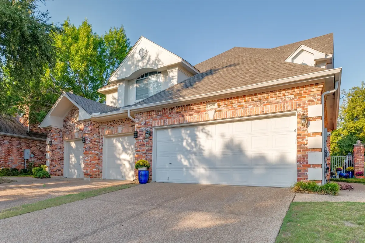 529 Lochngreen Trail, Arlington, TX 76012 - Image #1
