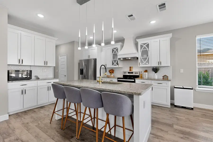 430 Davidson Drive, Garland, TX 75040 - Image #3