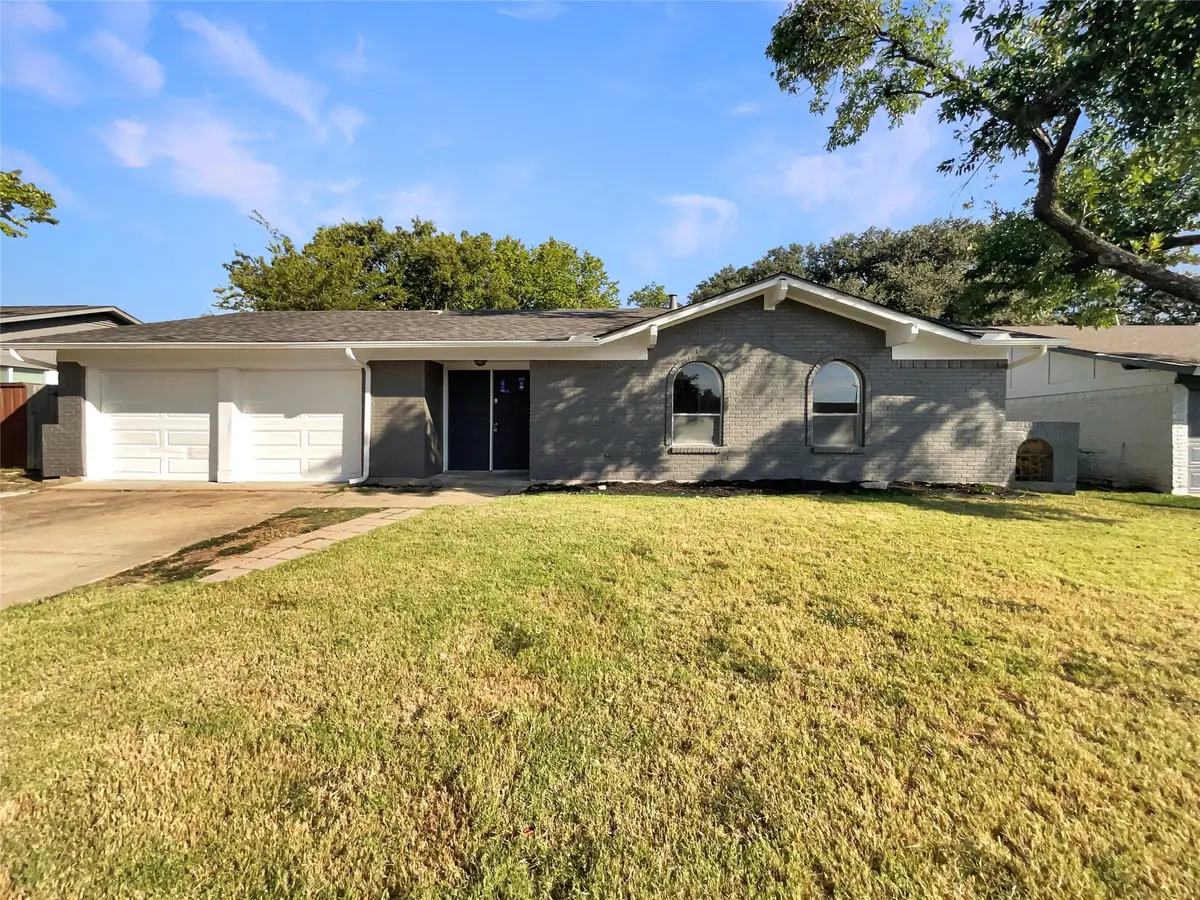 2021 Brentwood Lane, Carrollton, TX 75006 - Image #1