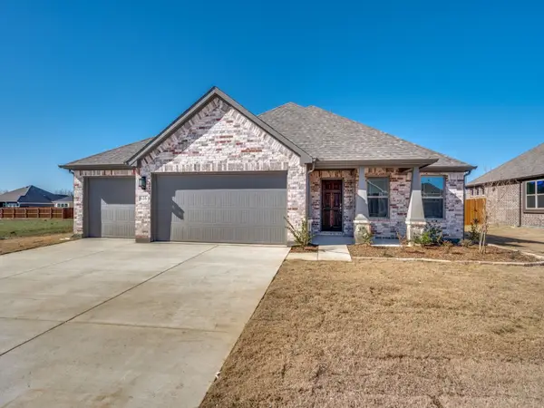 616 Kyle Drive, Tioga, TX 76271