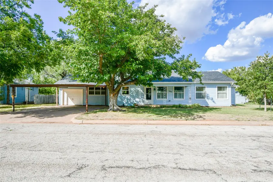 1634 Sandefer Street, Abilene, TX 79601 - Image #2