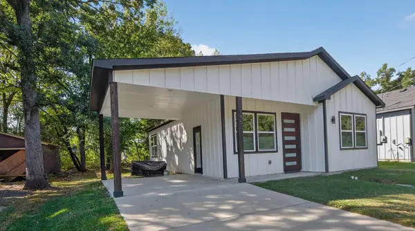 185 Barcelona Street, Payne Springs, TX 75156