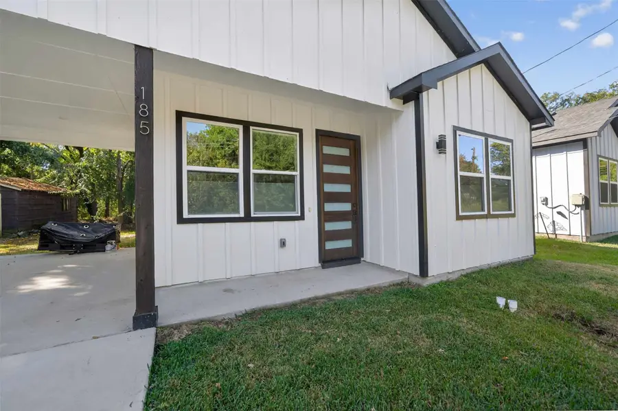 185 Barcelona Street, Payne Springs, TX 75156 - Image #2