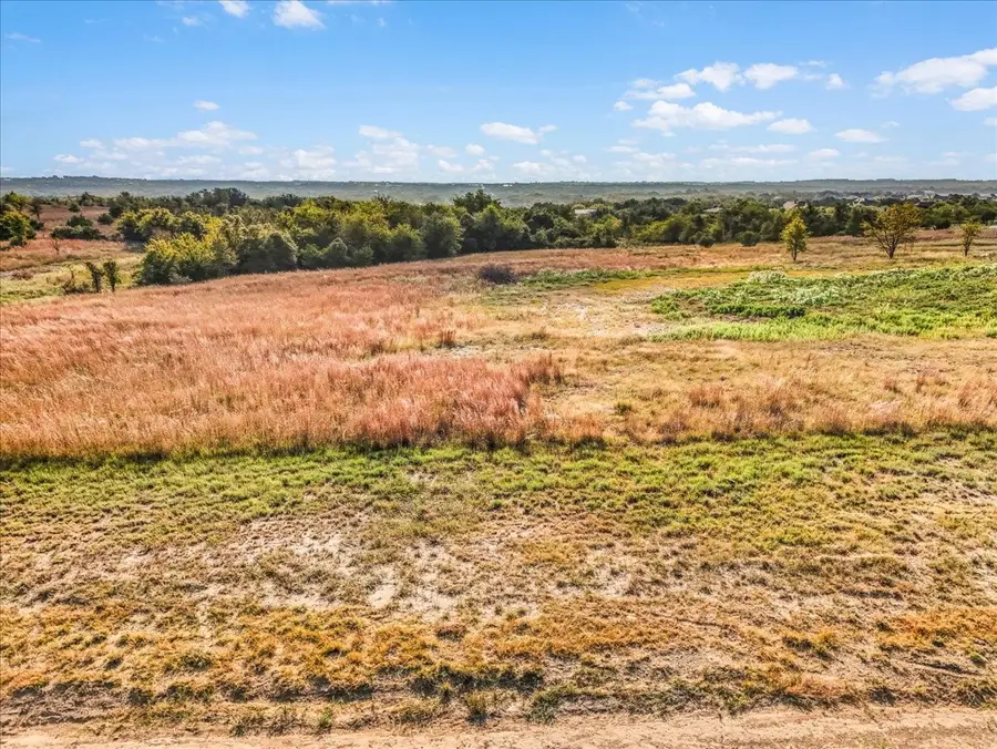 2042 Verona Drive, Weatherford, TX 76087 - Image #2