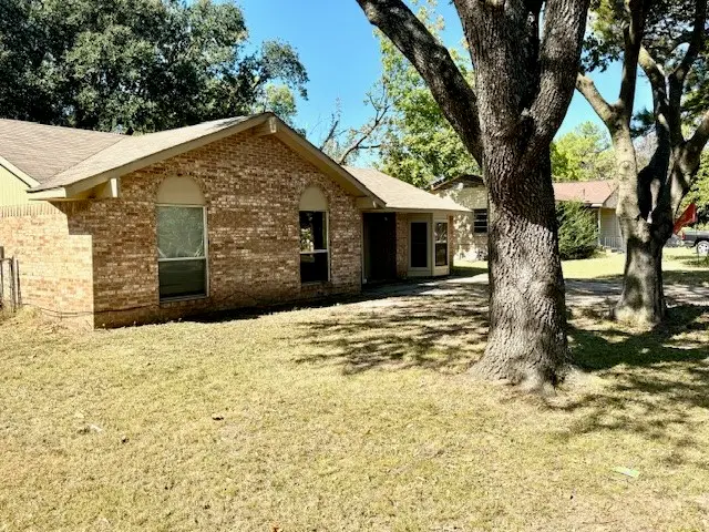 873 Rellia Drive, Terrell, TX 75160 - Image #2